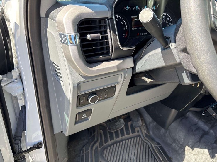 2023-ford-f150-image-17