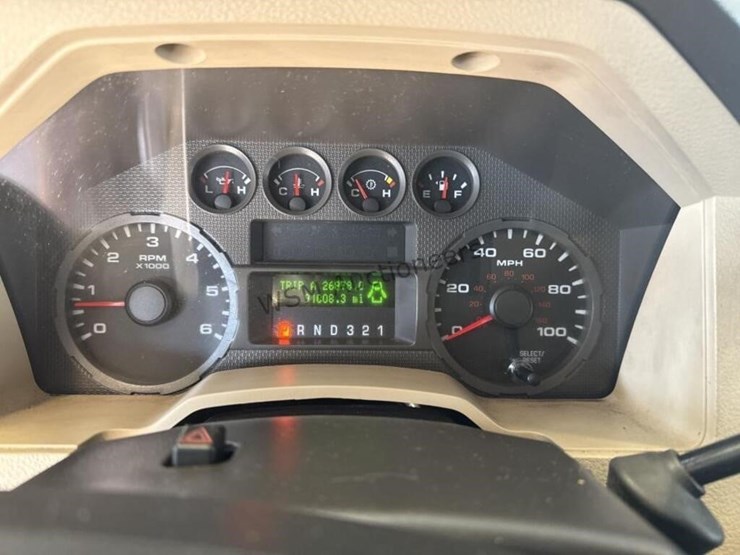 2010-ford-f250-image-16