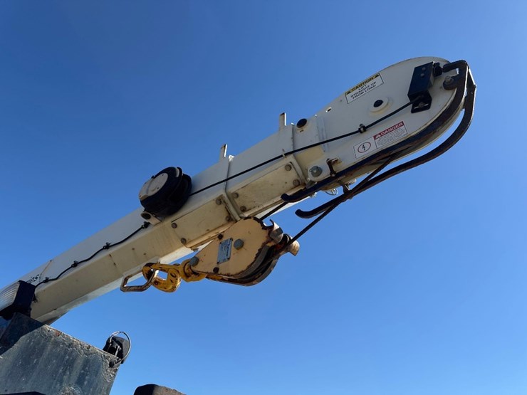 2017-ford-f550-xl-image-29