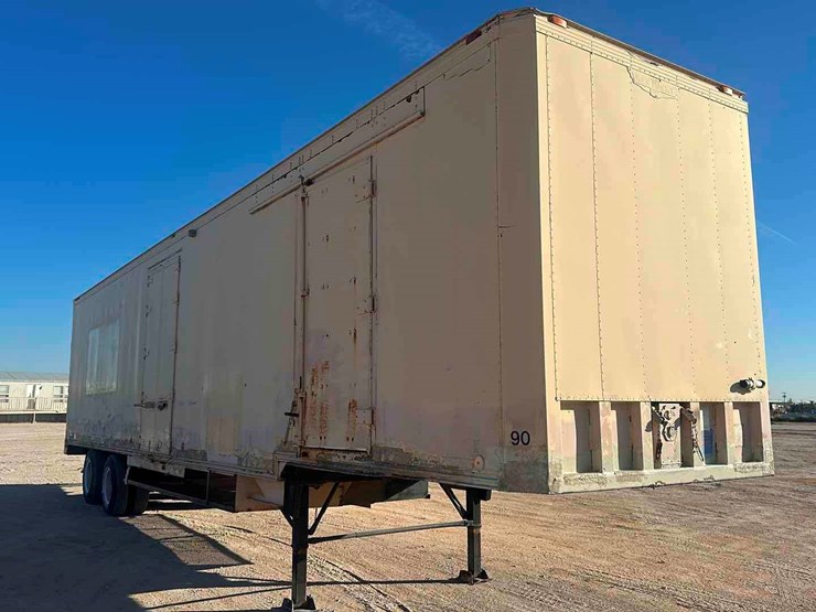 1978-kentucky-trailer-image-2