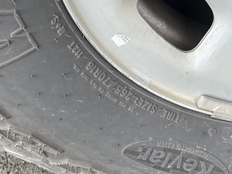 2015-chevrolet-colorado-image-15