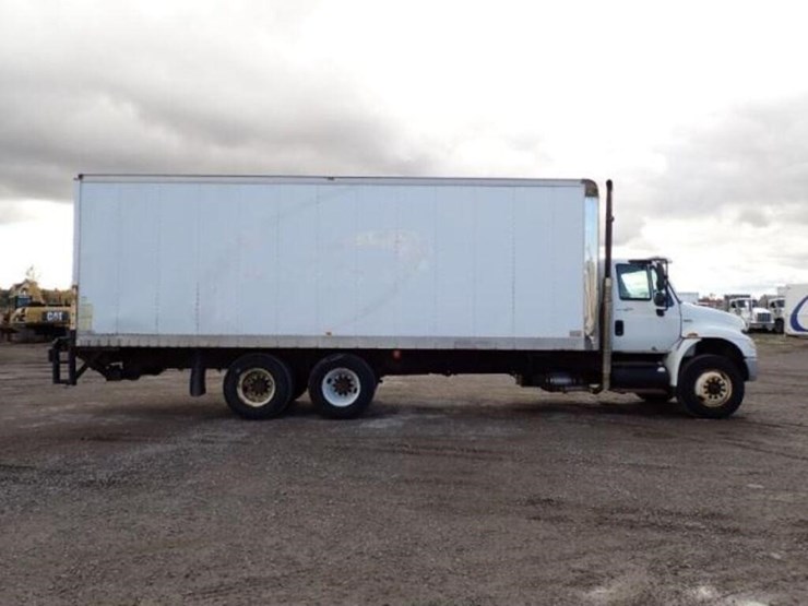 2008-international-durastar-4400-t/a-van-truck-1ht-image-4