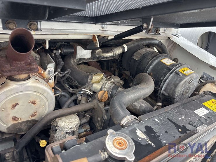 2016-takeuchi-tl8r2-image-16