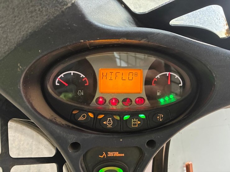 bobcat-t770-image-31