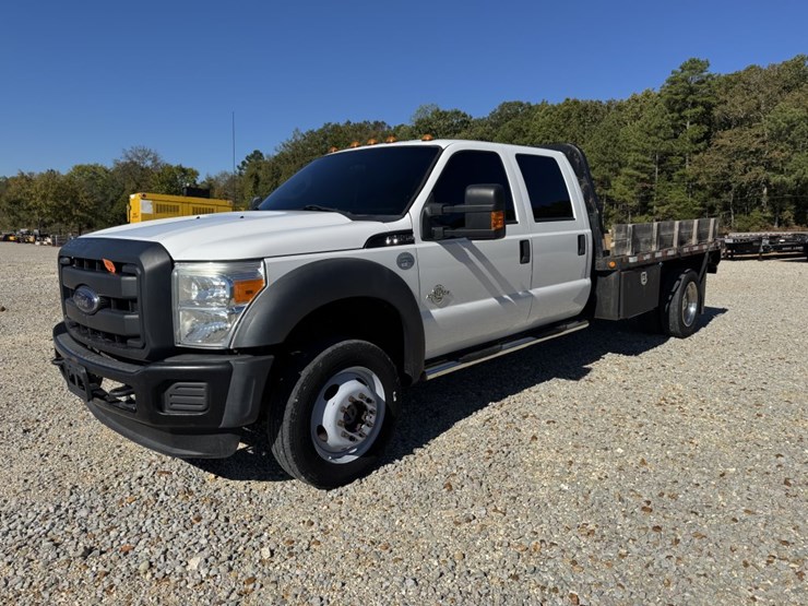 2012-ford-f550-image-1