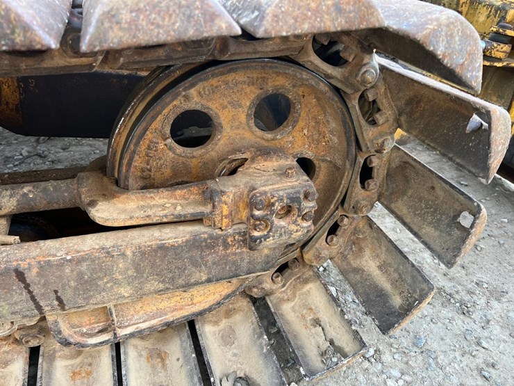 komatsu-d21p-image-21