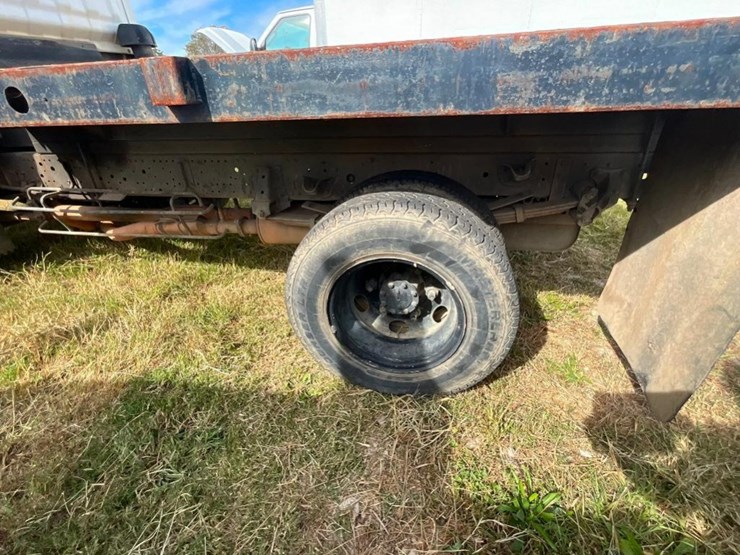 1997-isuzu-cab-&-chassis-image-9