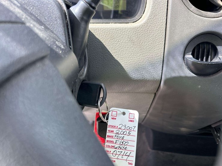 2005-ford-f150-image-26