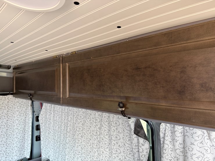 2008-freightliner-sprinter-2500-image-42