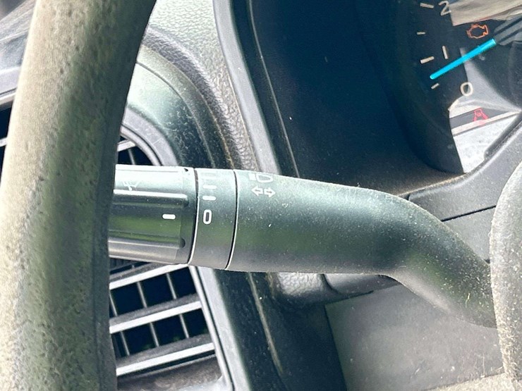 2016-ford-f150-image-16