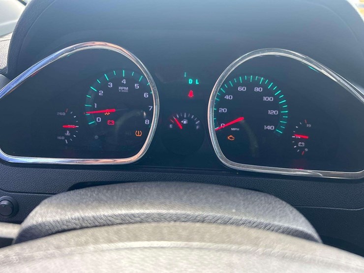 2012-chevrolet-traverse-image-12