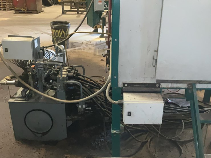 #102-•-2014-wood-mizer-wm4000-thin-kerf-image-7