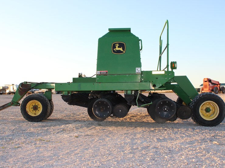 john-deere-1590-image-3