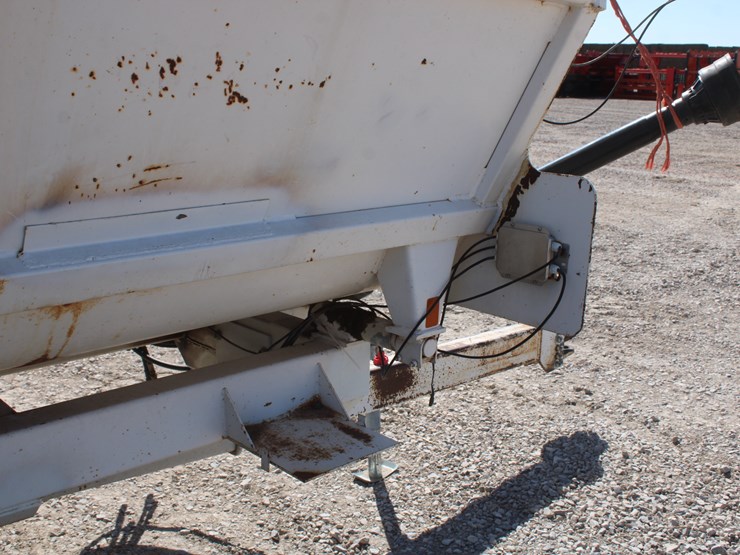 #2044-•-#2044---harsh-303h-feed-mixer-wagon-image-37