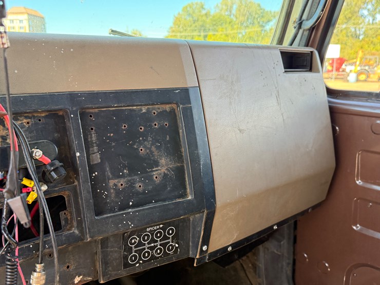 1992-international-4000-image-44