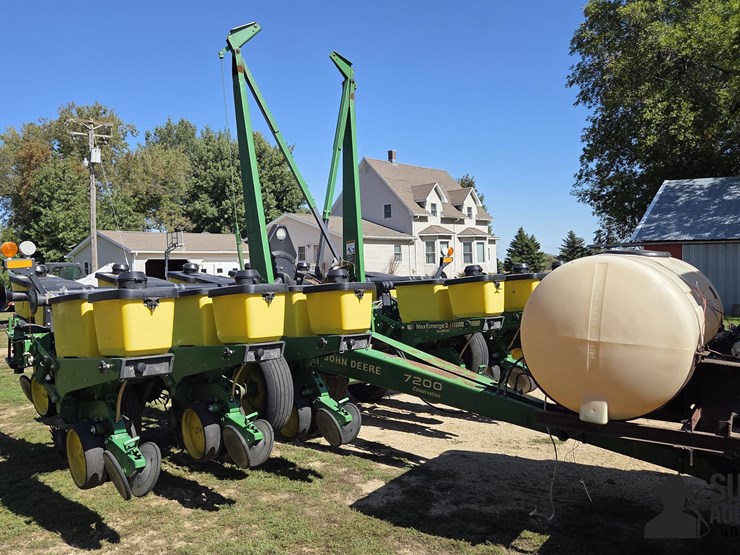 1995-john-deere-7200-image-3