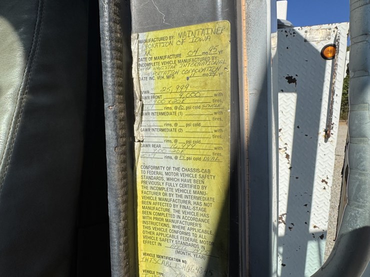 1995-international-4700-image-17