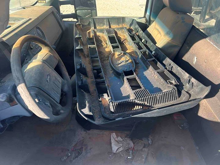 2015-ford-f550-image-4