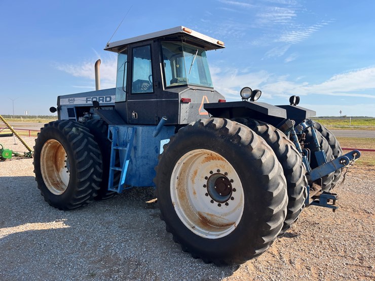 1989-ford-846-image-17