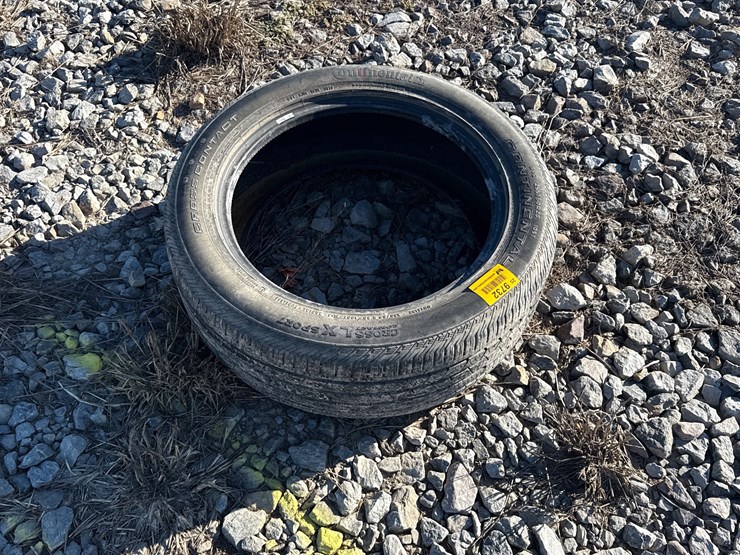 #9732-•-255/50r20-tire-inv#-9732-image-3