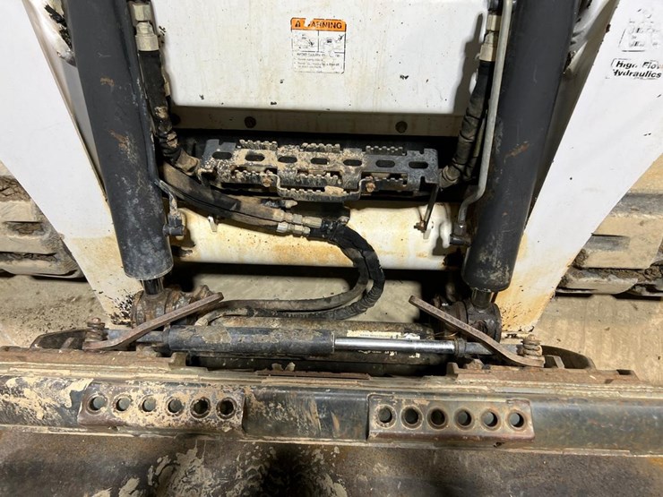 2018-bobcat-t870-image-10