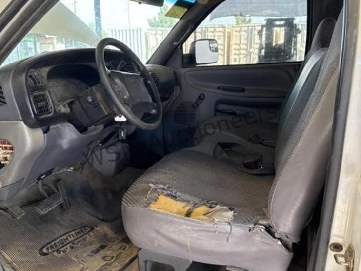 2001-dodge-ram-2500-image-24