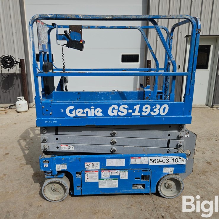 2016 GENIE GS1930