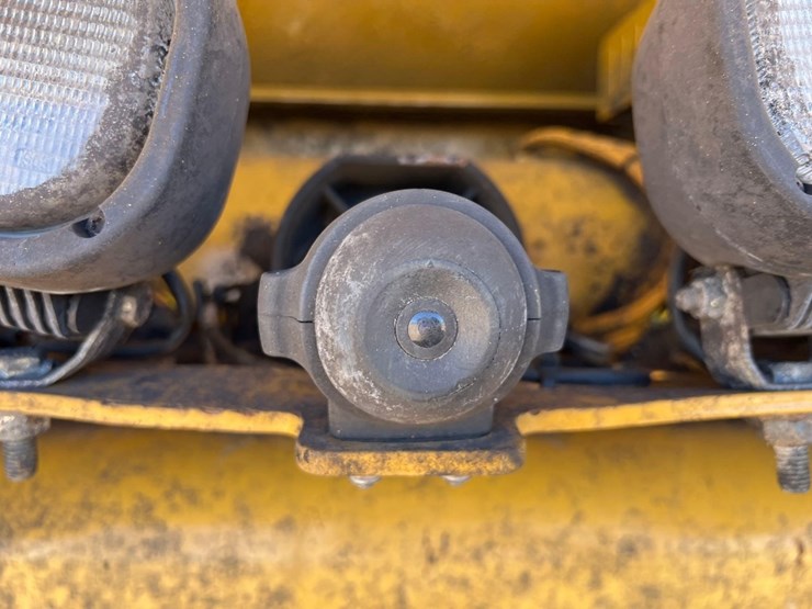 2019-caterpillar-740-gc-image-18