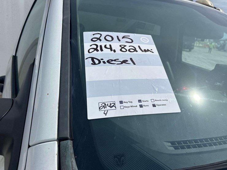 2015-ram-5500-versalift-sst-40ne-40ft-sign-bucket-truck-image-31