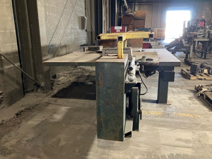 #136-•-pallet-dismantler-image-3