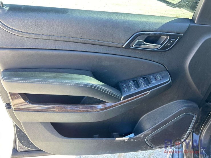 2018-chevrolet-tahoe-image-10