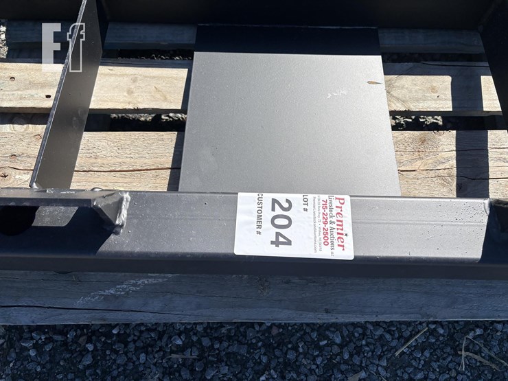 pabreak-bale-spears-image-2