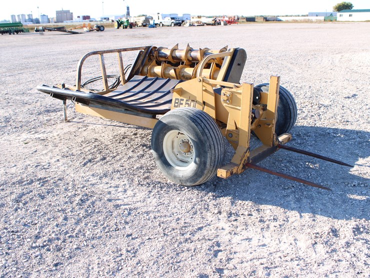 #2094-•-#2094-bf-5000-pull-type-round-bale-unroller-image-2