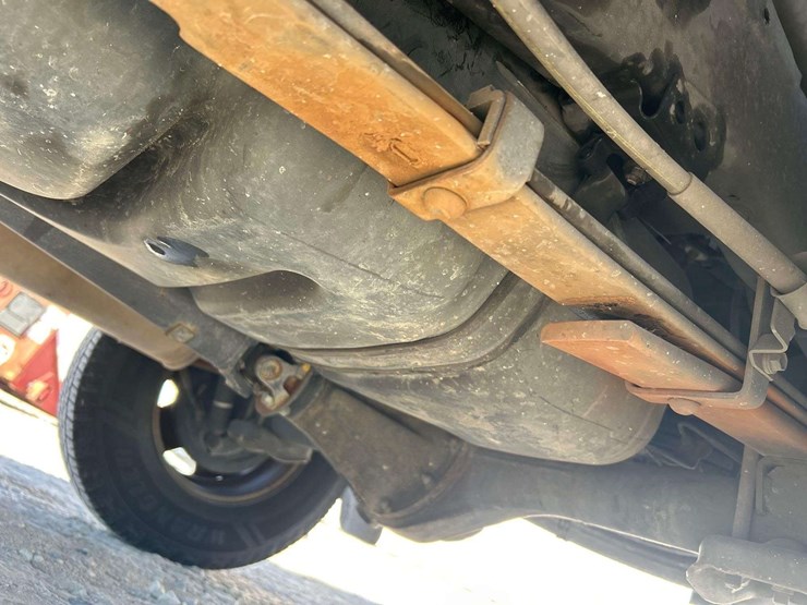 2013-toyota-tacoma-image-18