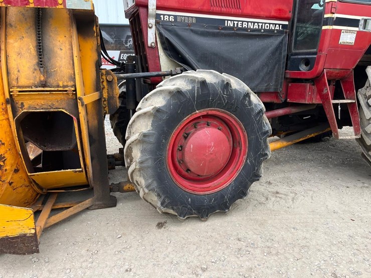 international-186-image-12