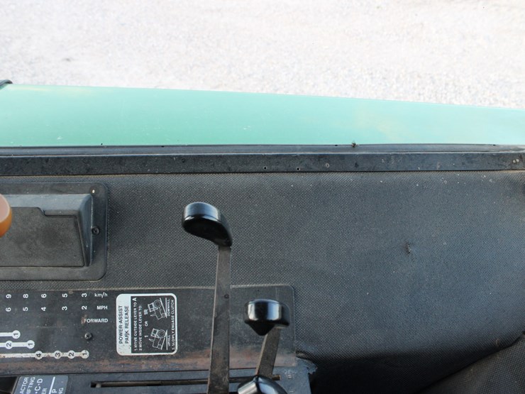 john-deere-4440-image-65