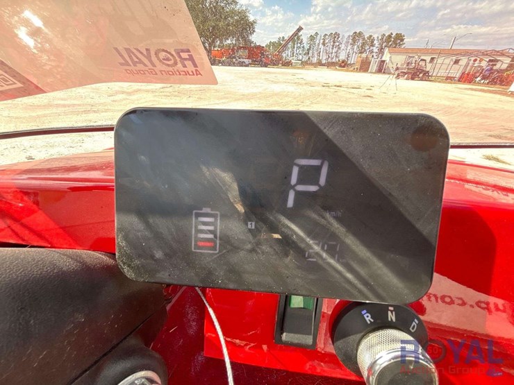 2025-yongkang-liqian-2-passenger-electric-car-image-11