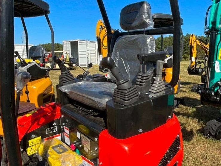 unused-cfg-nt18k-mini-excavator-(kubota-image-12