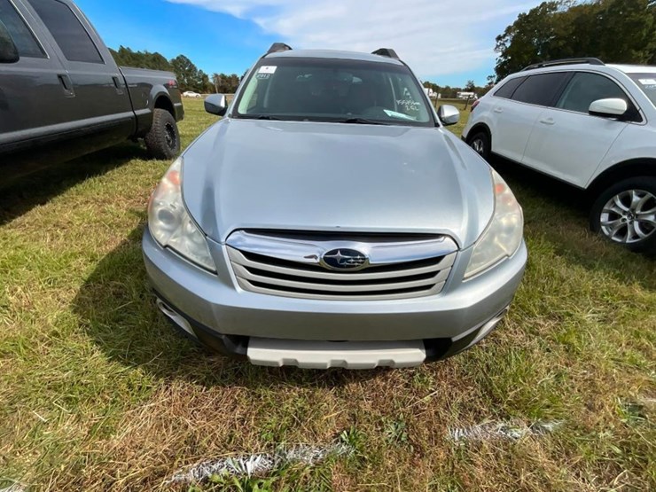 2012-subaru-outback-(at,-awd,-2.5l,-miles-image-2