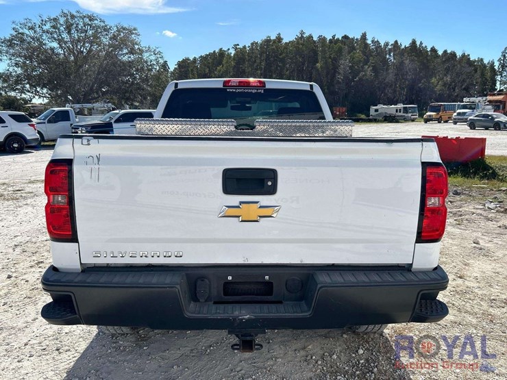 2015-chevrolet-1500-image-25