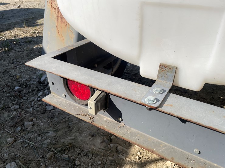 #1039-•-single-axle-water-pump-trailer-image-10