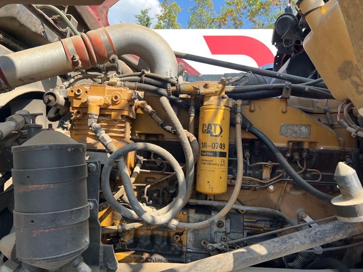 kenworth-t/a-day-cab-road-tractor-image-10