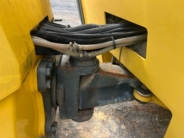 2001-bomag-bw141ad-2-image-17