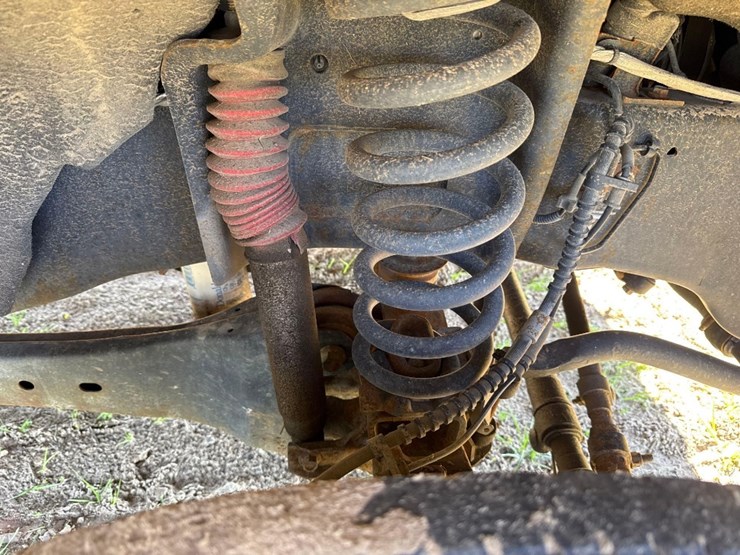 2017-ford-f550-xl-image-13