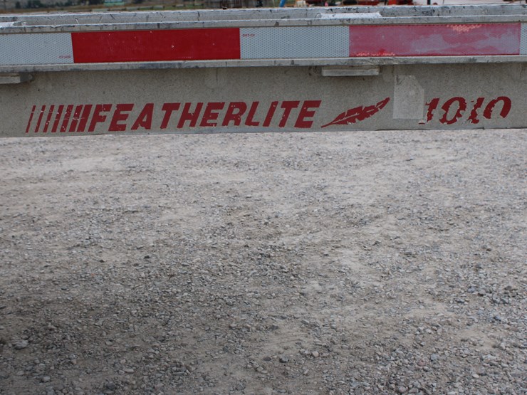 1994-featherlite-1010-image-18