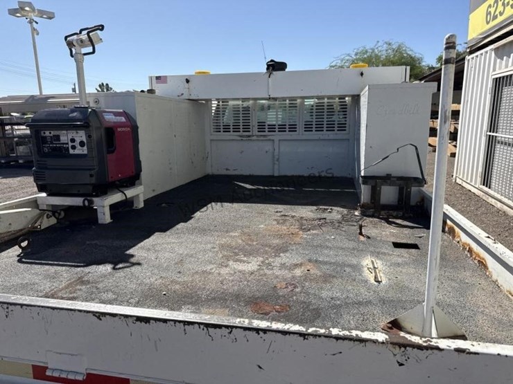 2017-ford-f550-image-10