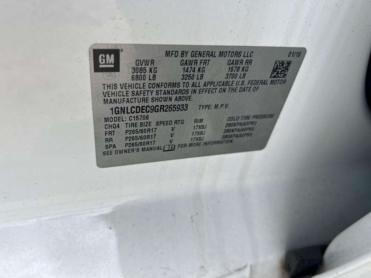 2016-chevrolet-tahoe-image-5