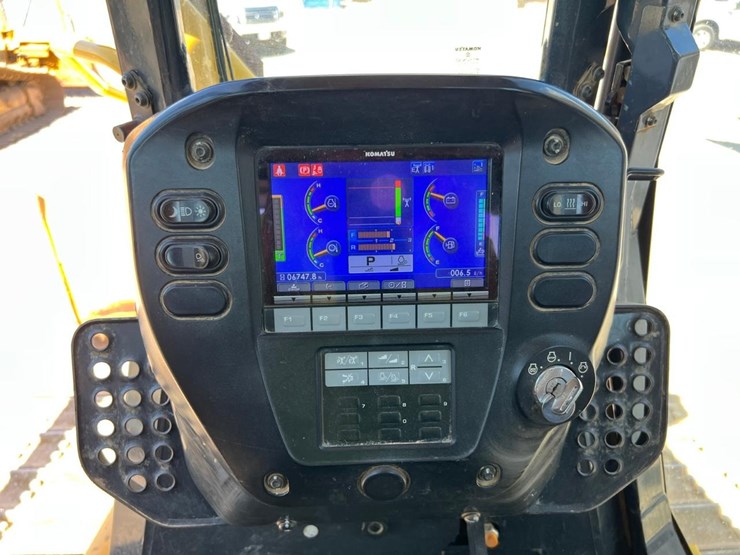 2016-komatsu-d61px-24-image-31