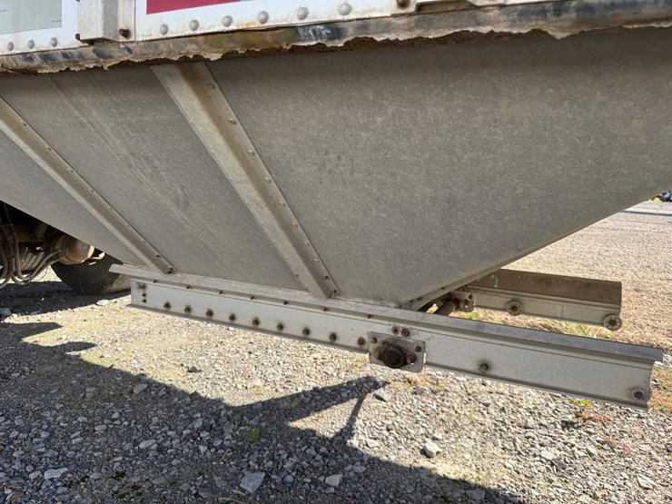 2011-merritt-42-image-61