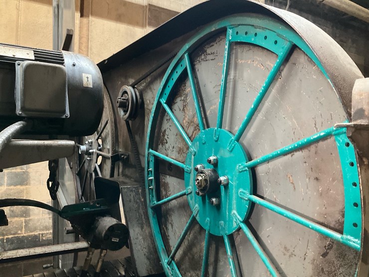 #130-•-wood-mizer-pallet-lumber-resaw-image-37